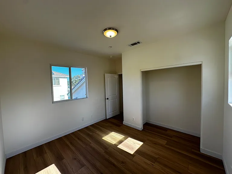 15841 Dianthus St — Photo 14