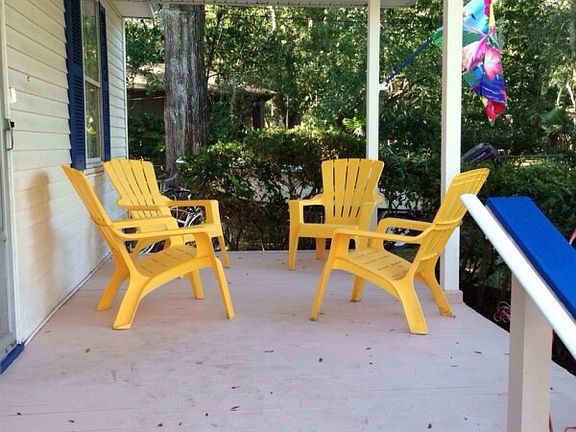 Front porch quiet neighbors