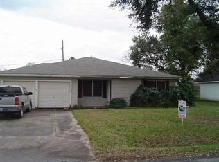 2309 11th St, Port Neches, TX 77651