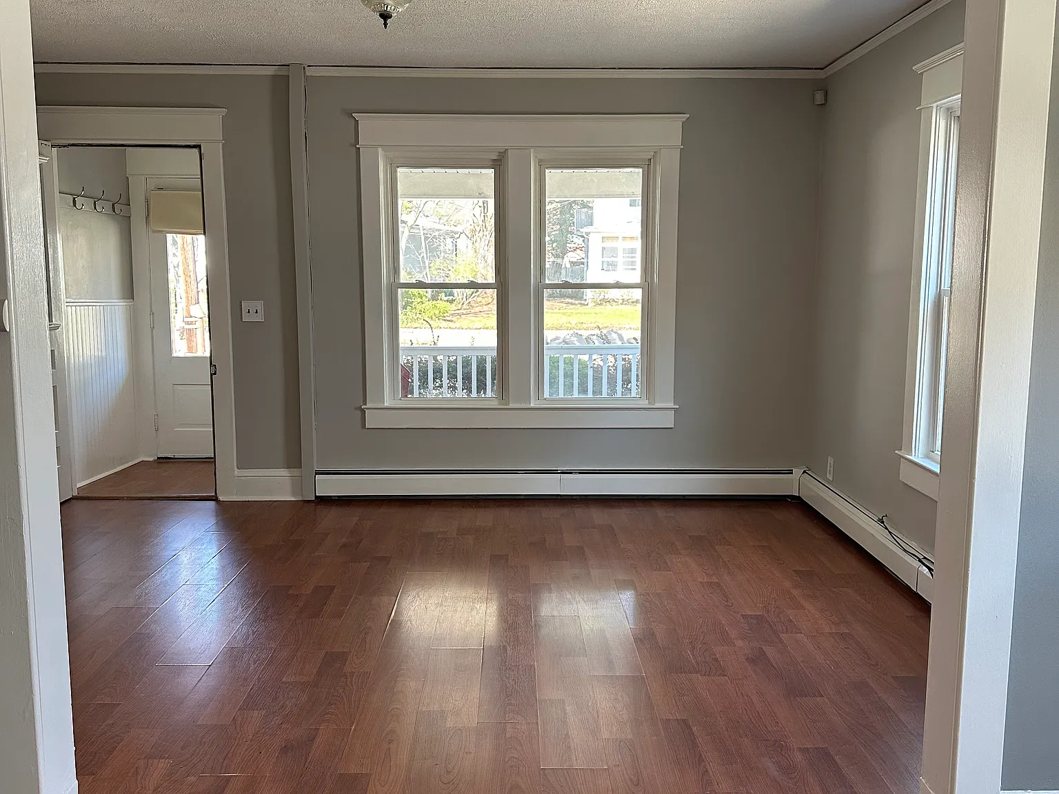 3 bed, 1250 sqft, $3,000 — Photo 3