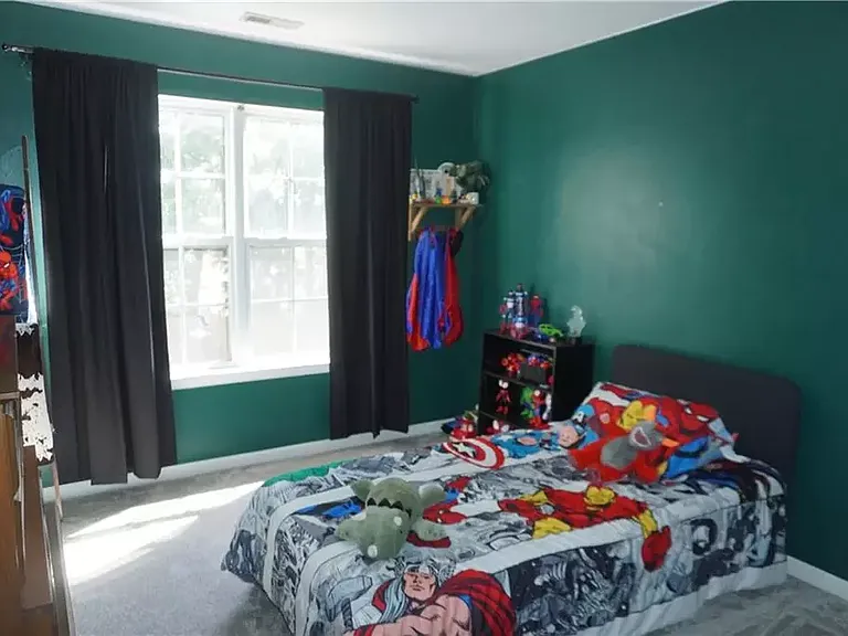 4921 Clifton St — Photo 3
