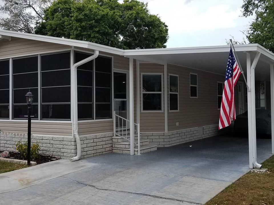 1st image of 10117 King Oak Dr