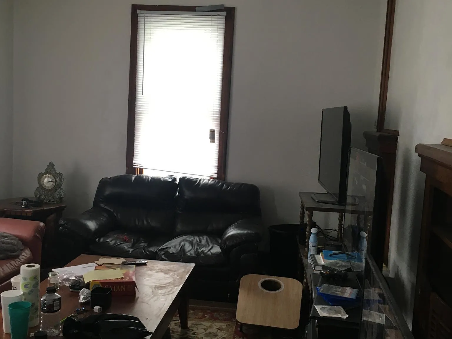 5 bed, 2000 sqft, $3,000 — Photo 2