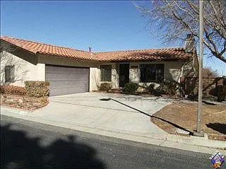 14300 Lear St photo 1