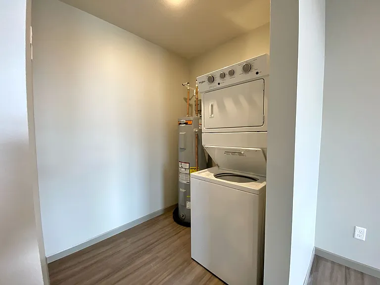 507 N Riverfront Dr — Photo 18
