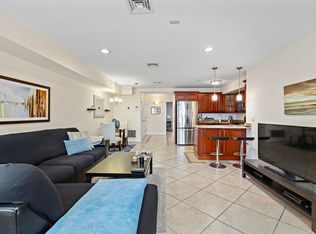 124 68th St APT 104, Guttenberg, NJ 07093