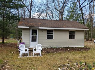 93 N Jackpine Rd, Fountain, MI 49410