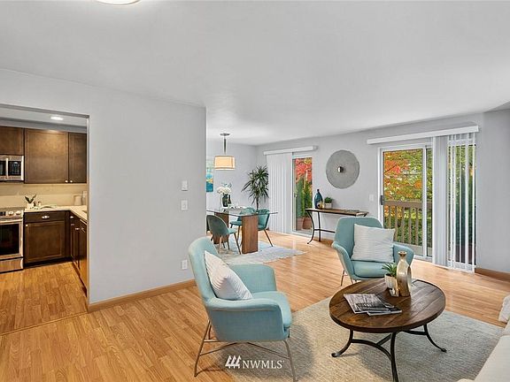 5th image of 16820 6th Ave W APT A2