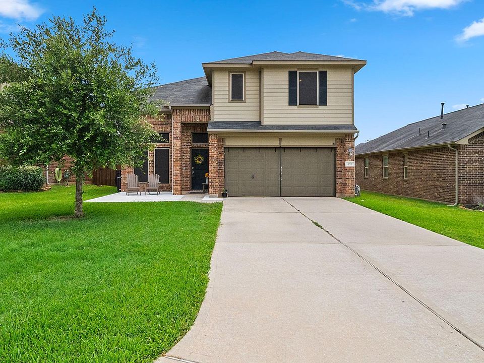 1st image of 450 Terra Vista Cir