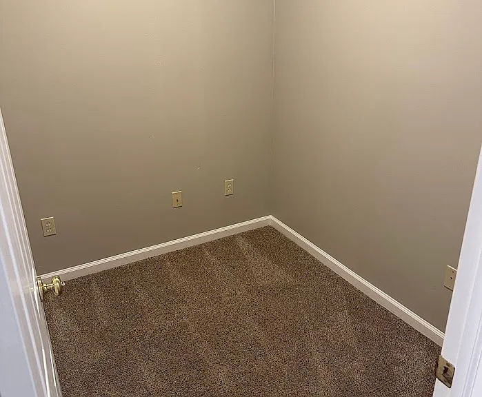 878 Poplar St — Photo 8