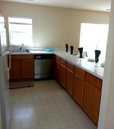 4th image of 4829 Tothill Dr #38