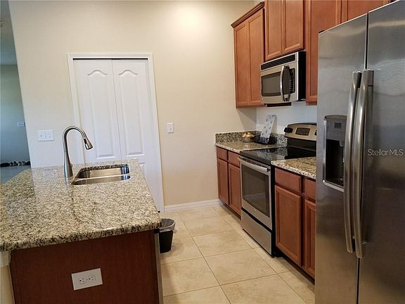 5th image of 14837 Driftwater Dr
