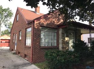 828 Cloverdale Rd, Toledo, OH 43612