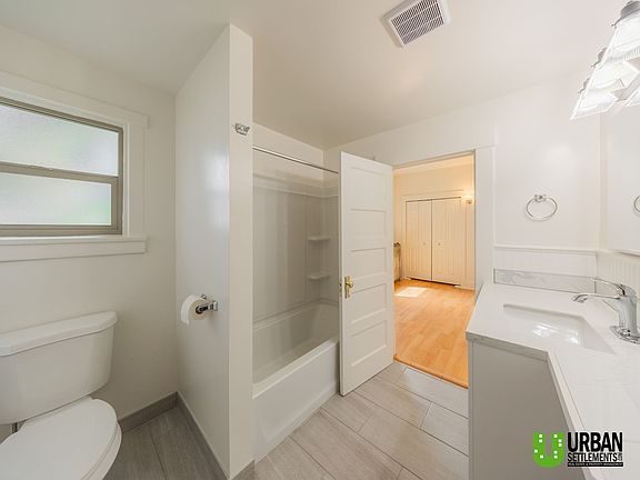 2nd image of 724 E Ermina Ave