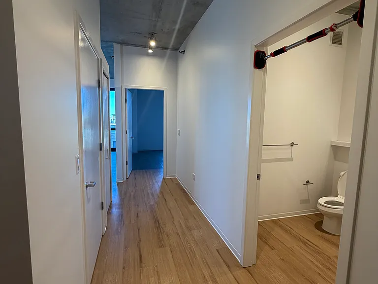 1112 N Marshfield Ave #801 — Photo 34