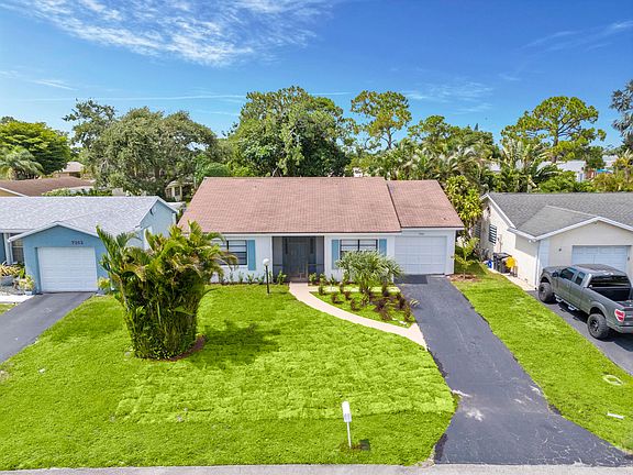 2nd image of 7268 Pine Manor Drive