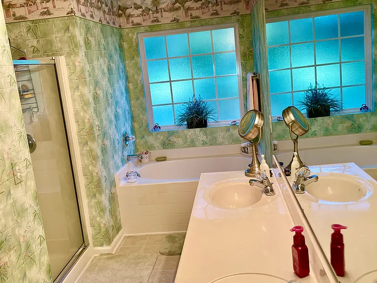 10 Loganberry Ct #G — Photo 19