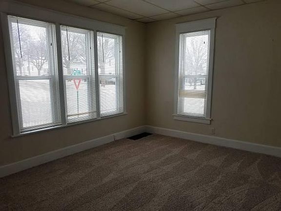 3rd image of 602 5th St