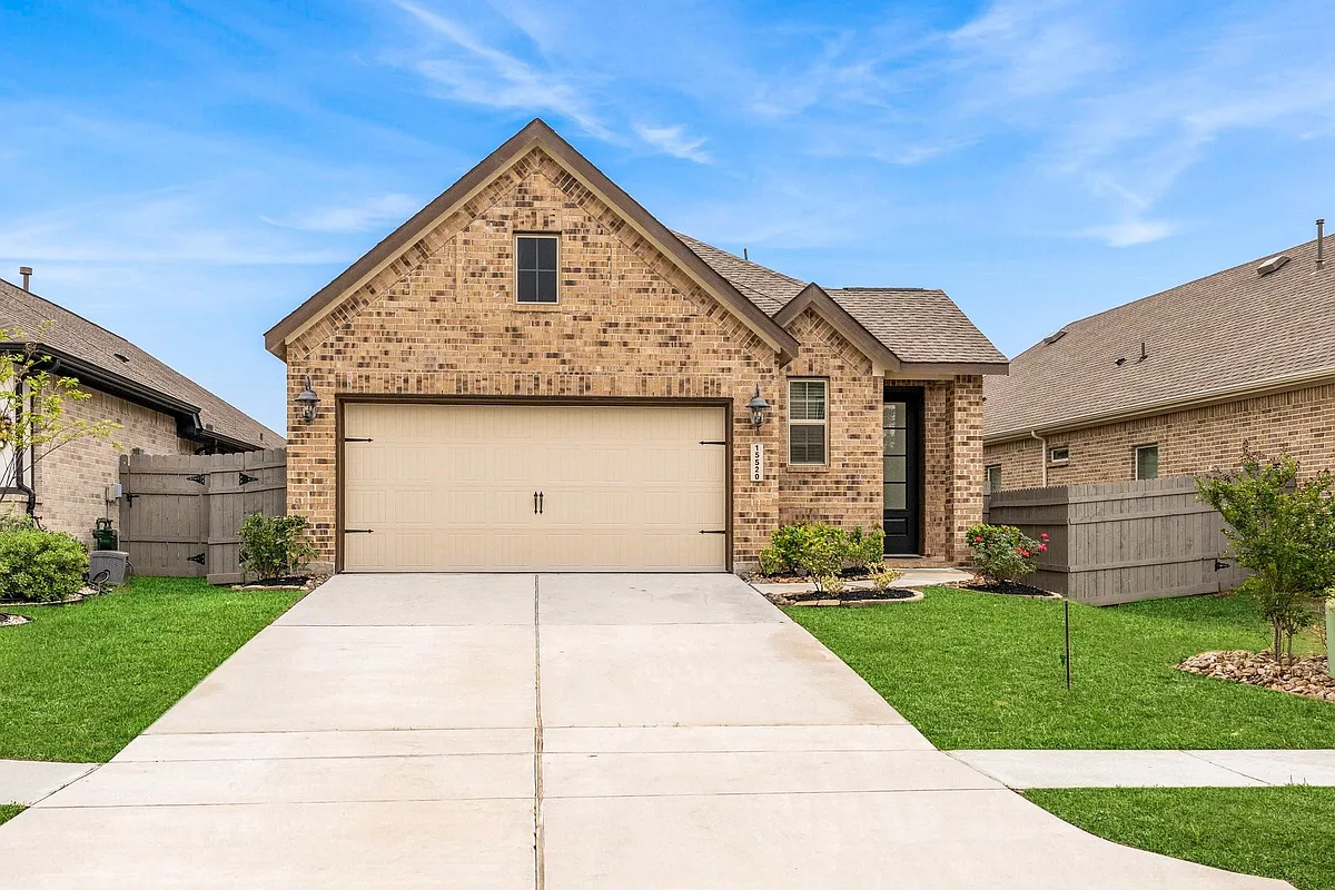 Building Photo - 15520 Sunset Maple Ct