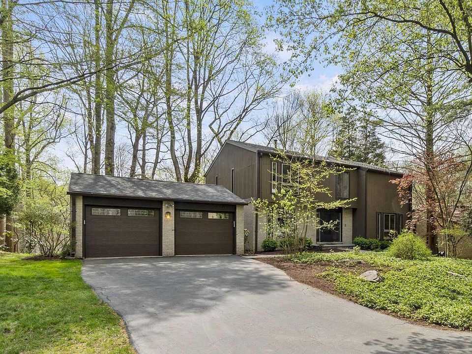 1st image of 8706 Hidden Hill Ln