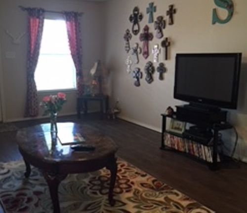 4th image of 502 Kline Ave Unit 2