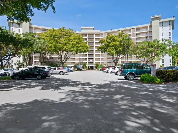 3051 N Course Drive #211, Pompano Beach, FL 33069