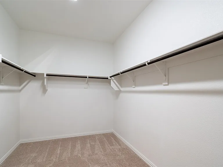 3804 Chicory Ct — Photo 7