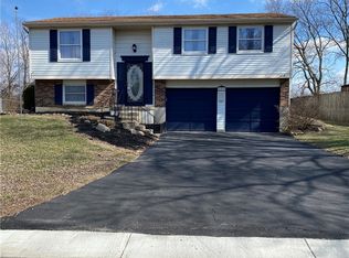 121 Marrett Farm Rd, Englewood, OH 45322