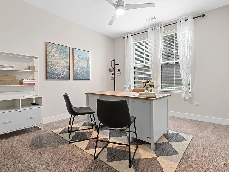 Parkview at Spring Hill Apartments — Photo 35