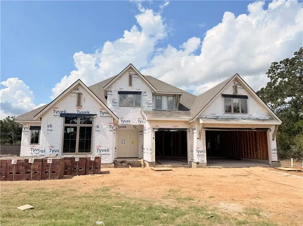 1730 Hidalgo Pass Ct, College Station, TX 77845