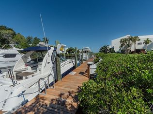 4112 128th St W APT 604, Cortez, FL 34215