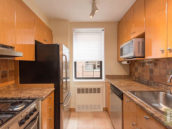 2nd image of 3123 Bailey Ave APT 5G