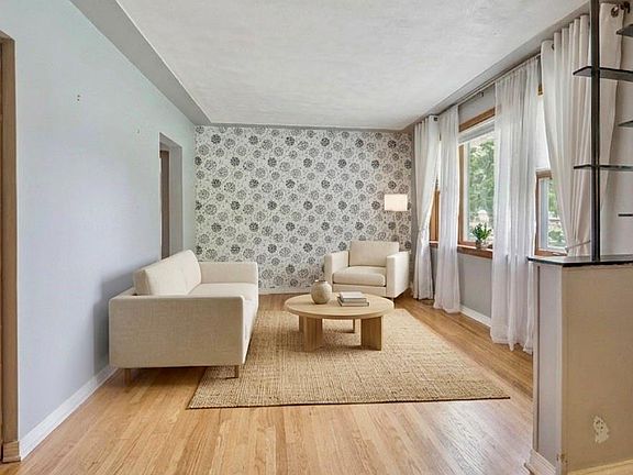 4th image of 87 Cassino Ave