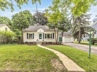 114 E Henry St, Saline, MI 48176