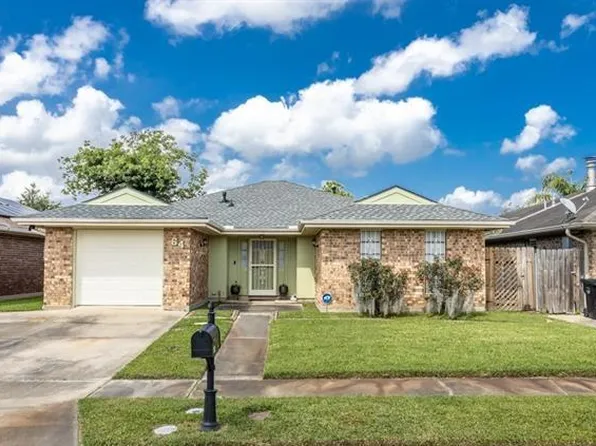64 Marywood Ct, New Orleans, LA 70128
