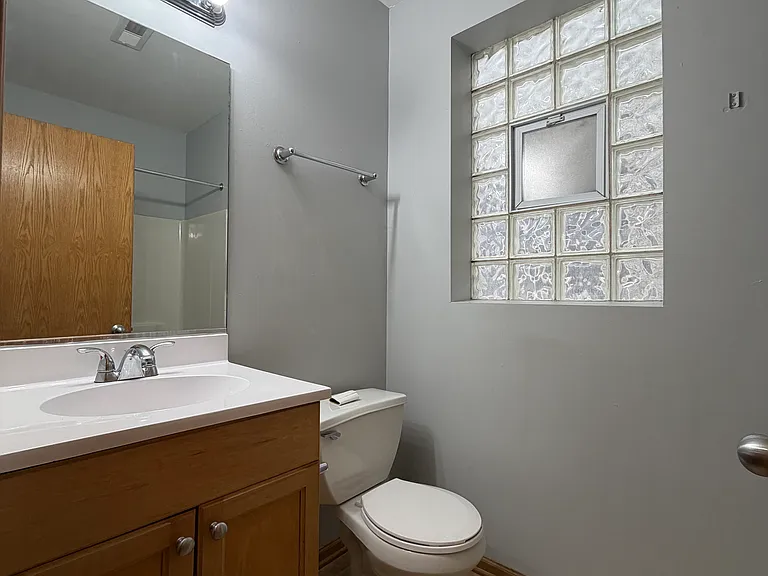3175 W Monroe St #1 — Photo 6