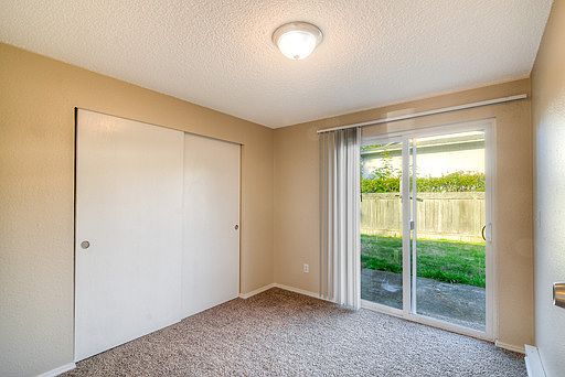 5th image of 1111 9th St SE APT 2