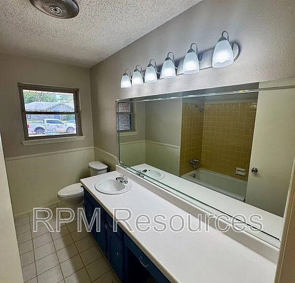 405 Meadow Lake Dr — Photo 17