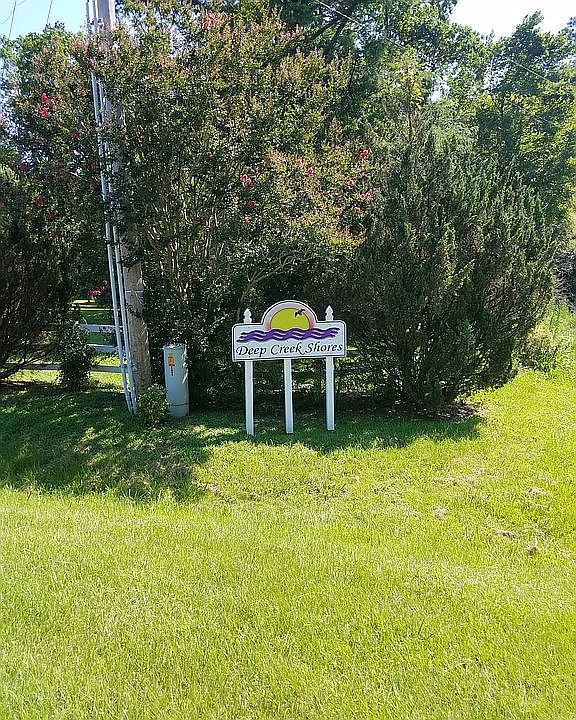 1st image of 347 Seeview Ln