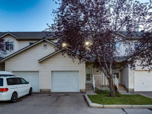 59 NE Mount Aberdeen Mnr SE, Calgary, AB T2Z 3N8