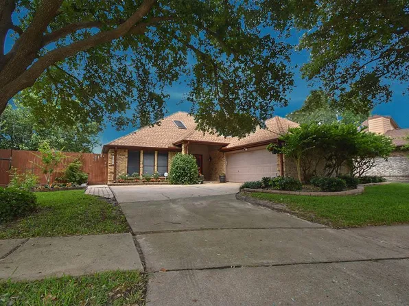 19922 Hoppers Creek Dr, Katy, TX 77449