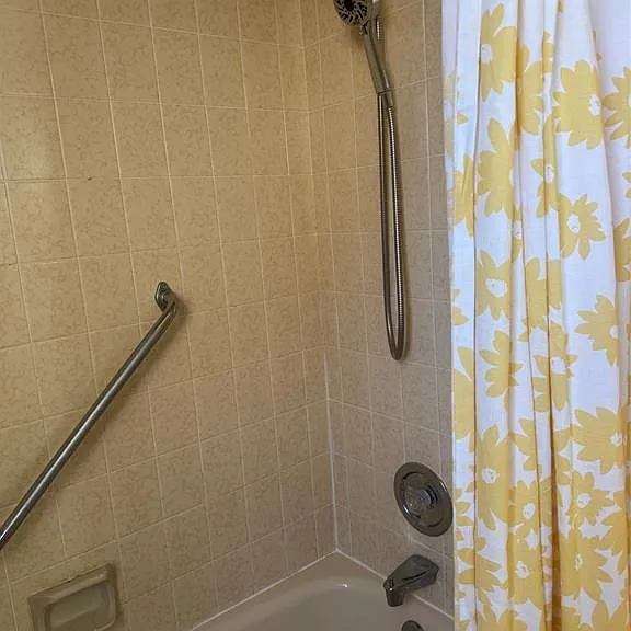 11506 Riverside Dr E — Photo 13