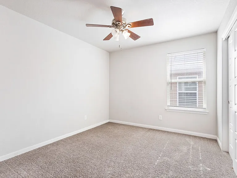 15136 Pandion Dr — Photo 17