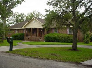 1007 Live Oak Ave, Moncks Corner, SC 29461