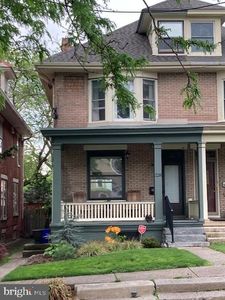 228 Lewis St, Harrisburg, PA, 17110