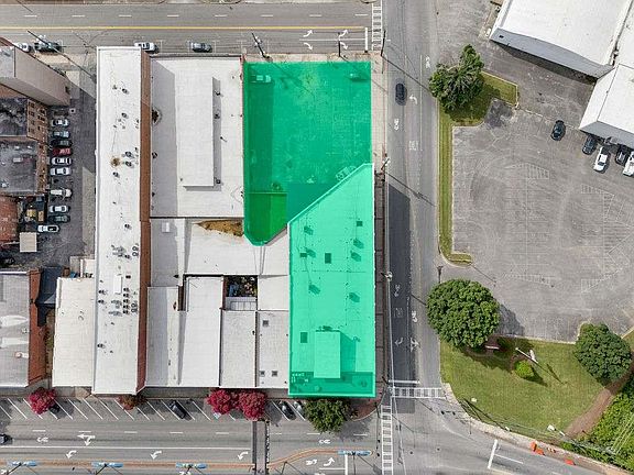 4th image of 100 Broad St