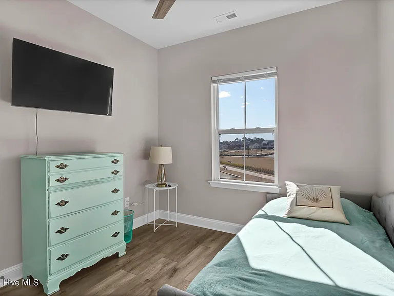 5201 Frying Pan Row — Photo 24
