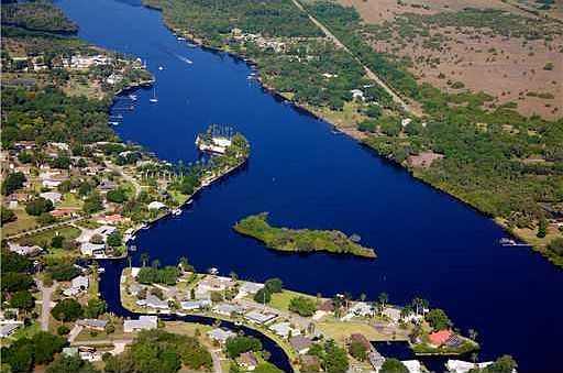2nd image of 14700 Island 1