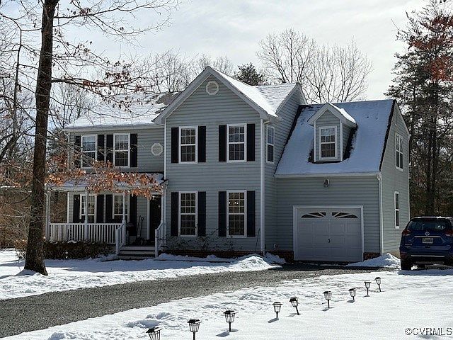 1st image of 58 Hunters Hill Ln