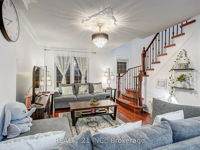 17 Rock Haven Ln — Photo 6
